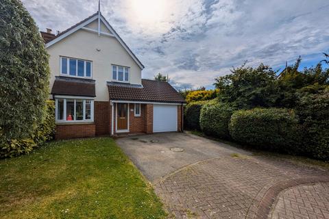 3 bedroom detached house for sale, Whites Gardens, Hebburn, NE31