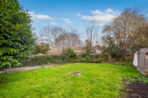 Flat 10, 6 Warren Avenue, Bromley, BR1 4BS
