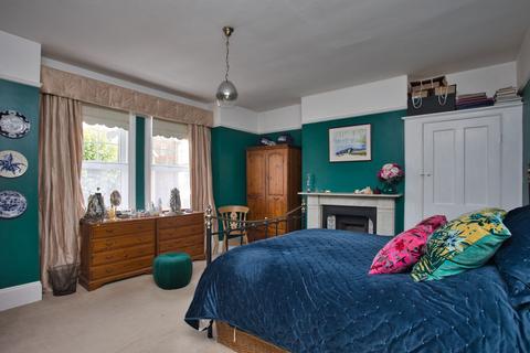 6 Brockman Road, Folkestone, CT20 1DL