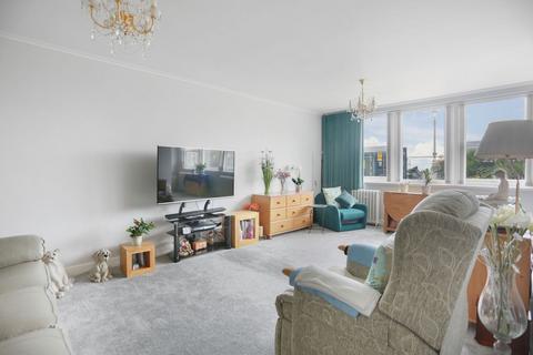 2 bedroom apartment for sale, Courtenay Terrace, Hove, BN3