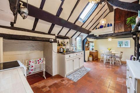 4 bedroom detached house for sale, Willow Cottage, Callywell Lane, Aldington, Kent