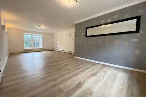 3 bedroom terraced house to rent, Westbury Lodge Close, Pinner, Greater London, HA5