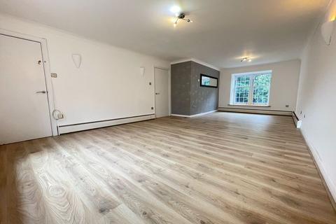 3 bedroom terraced house to rent, Westbury Lodge Close, Pinner, Greater London, HA5