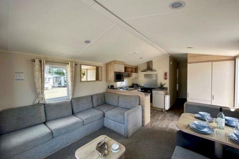 2 bedroom static caravan for sale, Birchington Vale Holiday Park, , Shottendane Road CT7