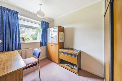 83d Foxgrove Road, Beckenham, BR3 5DA