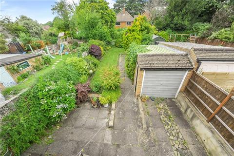 83d Foxgrove Road, Beckenham, BR3 5DA