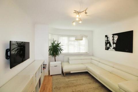 5 bedroom semi-detached house to rent, St. Margarets Road, Edgware, HA8