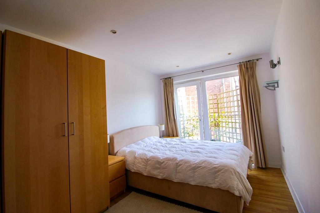 Bedroom 1 (1)