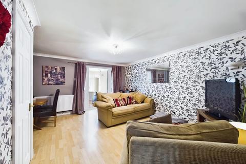 3 bedroom end of terrace house for sale, Stokesay Court, Longthorpe, Peterborough, PE3