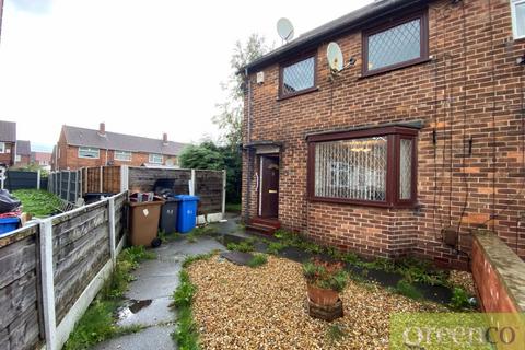 2 bedroom semi-detached house to rent, Buckingham Road, Salford M27