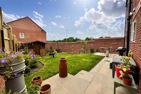 4 bedroom detached house for sale, Jackson Lane, Stone, ST15