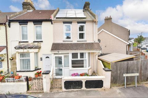 3 bedroom end of terrace house for sale, Tennyson Road, Upper Gillingham, Kent