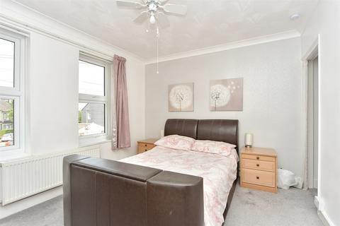 3 bedroom end of terrace house for sale, Tennyson Road, Upper Gillingham, Kent