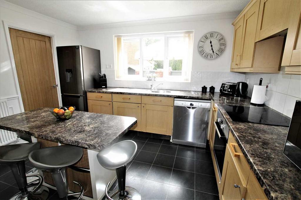 Kitchen/Breakfast