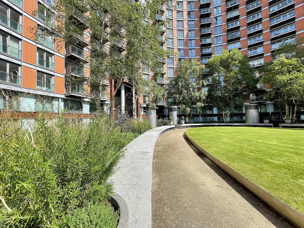 COMMUNAL GARDEN AREA towards C BLOCK