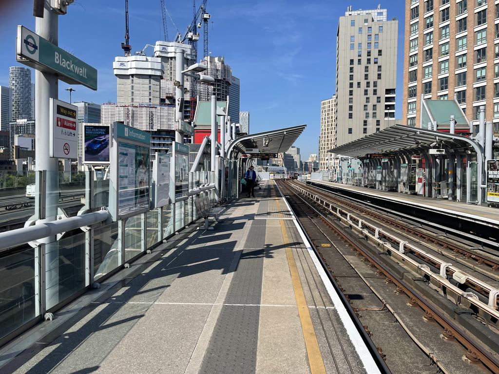 Blackwall dlr station