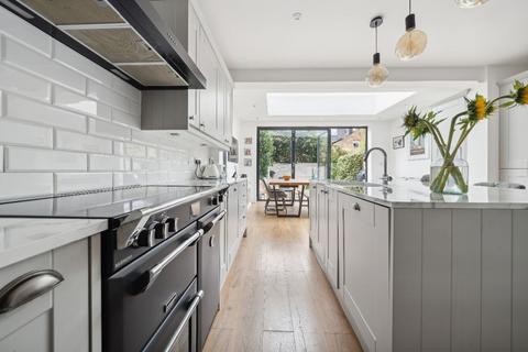 36 Ailsa Avenue, Twickenham, TW1 1NG