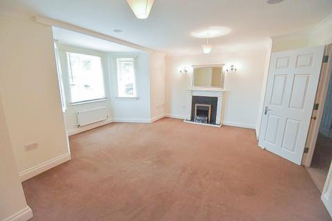 2 bedroom flat for sale, St. Annes Road, Eastbourne BN21