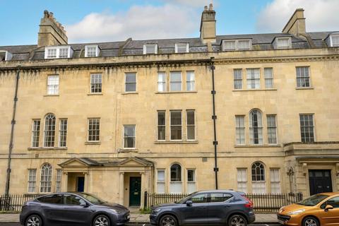 2 bedroom apartment to rent, Brock Street