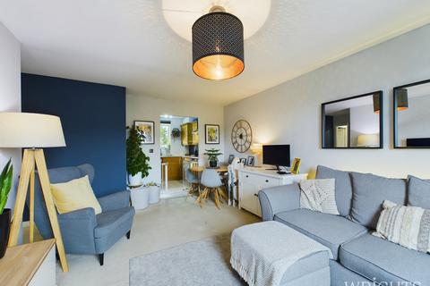2 bedroom apartment for sale, Eddington Crescent, WELWYN GARDEN CITY AL7