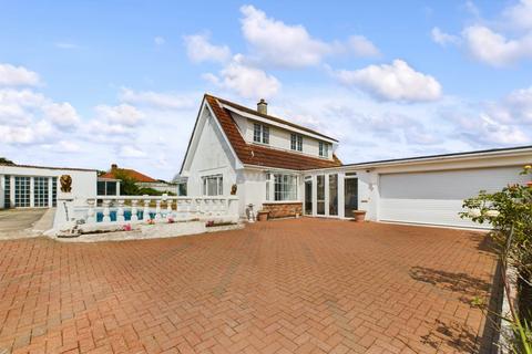 3 bedroom detached house for sale, Trinity Main Road