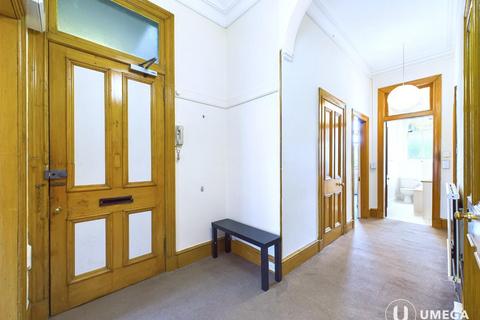 3 bedroom flat for sale, Marchmont Road, Marchmont, Edinburgh, EH9