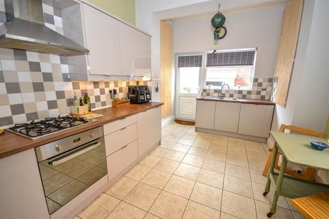 3 bedroom terraced house for sale, 14 Banbury Terrace, South Shields