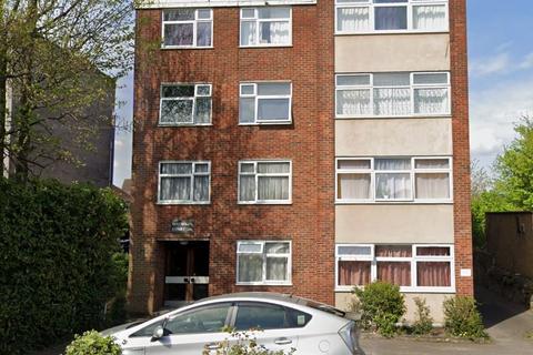 2 bedroom flat for sale, Nether Street, London, N3