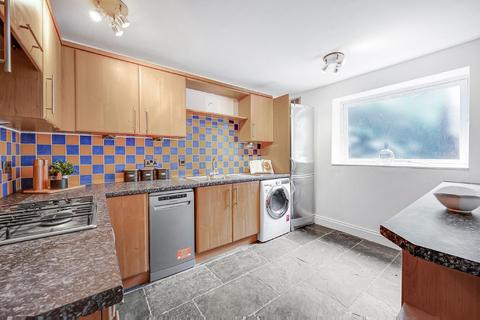 2 bedroom flat for sale, Barnsbury Street, Islington