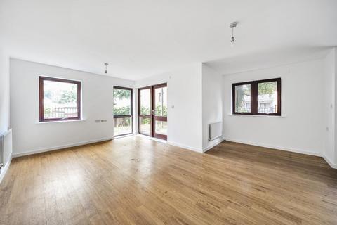 2 bedroom flat for sale, Gunnersbury Lane, Acton