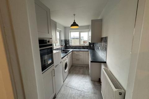 2 bedroom terraced house for sale, Chwaen Terrace, Llanerchymedd, Anglesey, LL71