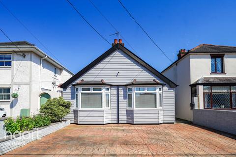 3 bedroom detached bungalow for sale, Rickstones Road, Witham