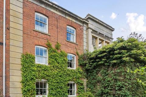 5 bedroom townhouse for sale, Worcester,  Worcestershire,  WR6