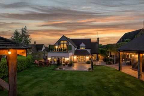 6 bedroom equestrian property for sale, George Street, Maulden, MK45