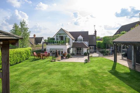 6 bedroom equestrian property for sale, George Street, Maulden, MK45