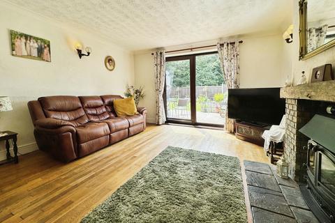 3 bedroom bungalow for sale, Hilltop Road, Telford TF2