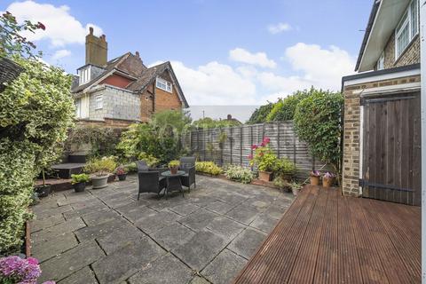 36 Albert Road, London, SE9 4SW