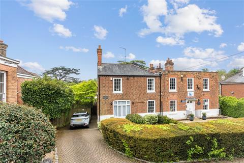4 bedroom semi-detached house for sale, Stanmore Hill, Stanmore, HA7