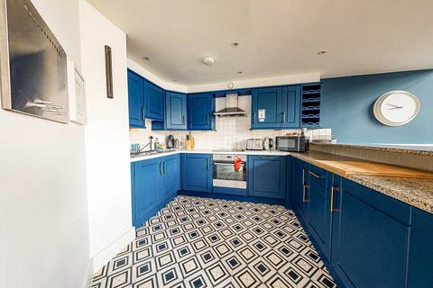 2 bedroom apartment for sale, Regent Street, Plymouth PL4