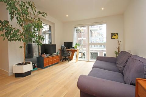 1 bedroom flat for sale, Boiler House, Material Walk, Hayes, UB3 1DZ