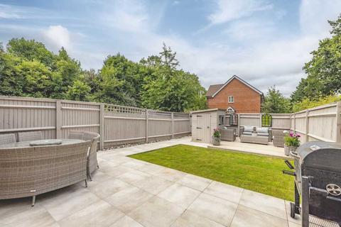 3 bedroom end of terrace house for sale, Langton Green, Maidenhead SL6