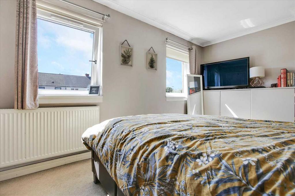 Bedroom One (1)