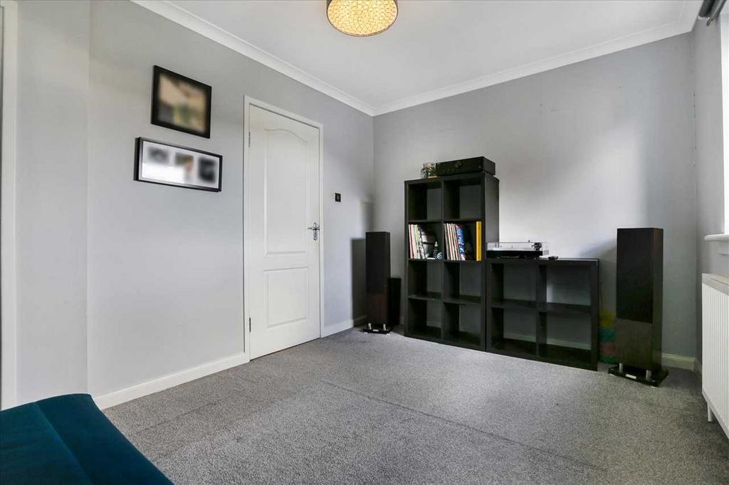 Bedroom Two (2)