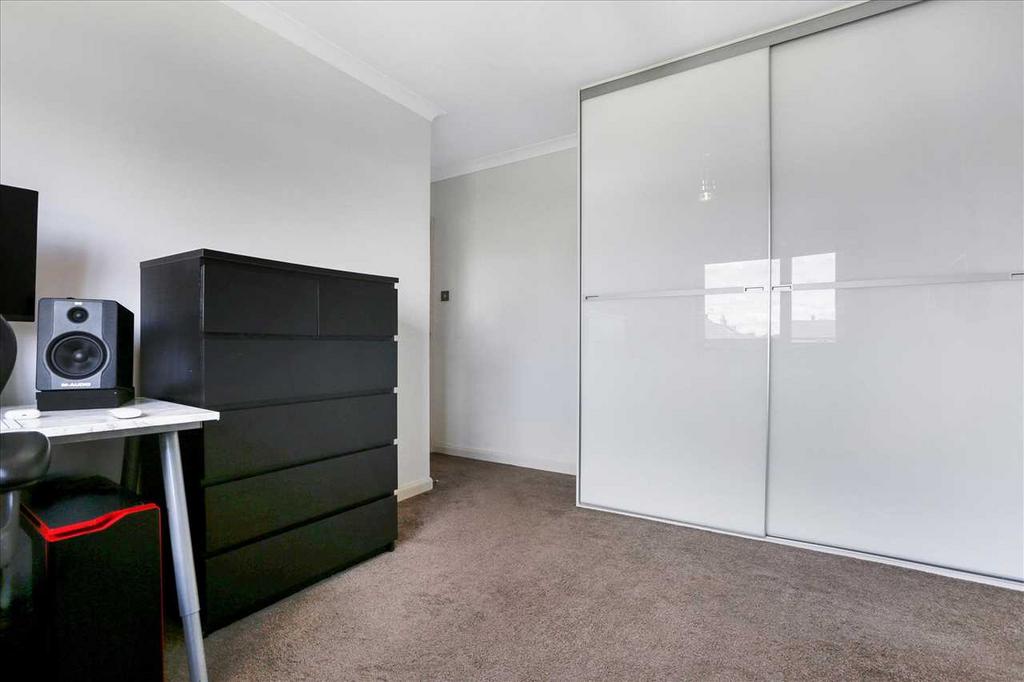 Bedroom Three (2)