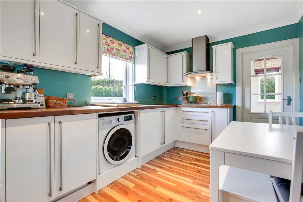 Kitchen Dining (2)