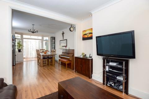 3 bedroom house to rent, Hollickwood Avenue North Finchley N12