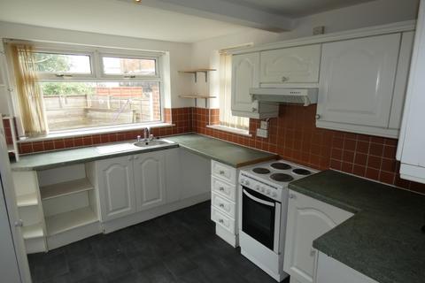 3 bedroom semi-detached house to rent, Granby Avenue, BLACKPOOL, FY3 7HU