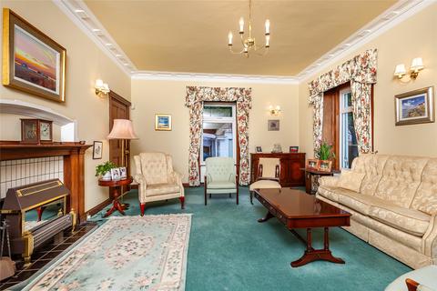 214 Braid Road, Edinburgh, EH10 6NZ