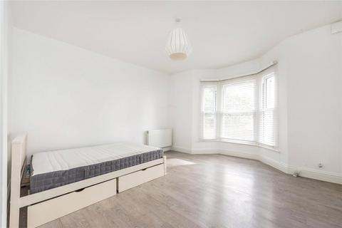 Studio for sale, Glendall Street, Clapham, London, SW9