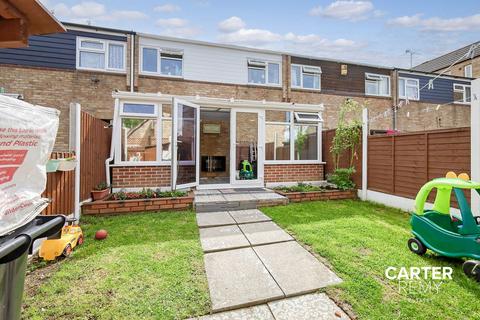 168 Broomfields, Basildon, SS13 3LE
